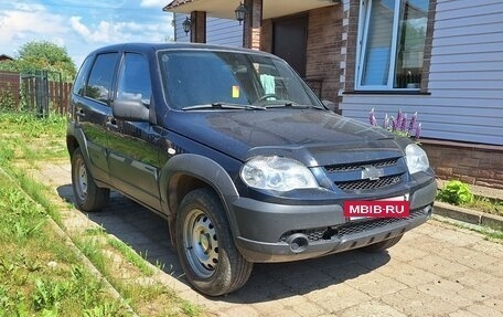 Chevrolet Niva I рестайлинг, 2011 год, 450 000 рублей, 3 фотография