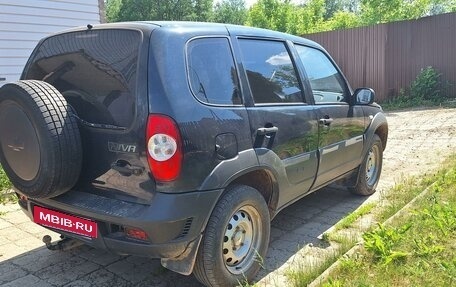 Chevrolet Niva I рестайлинг, 2011 год, 450 000 рублей, 6 фотография