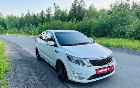 KIA Rio III рестайлинг, 2015 год, 940 000 рублей, 3 фотография