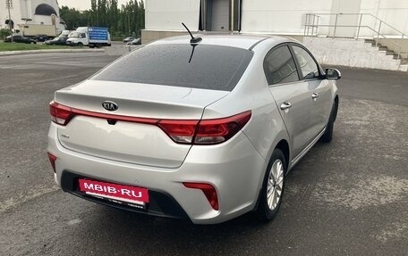 KIA Rio IV, 2018 год, 1 600 000 рублей, 5 фотография