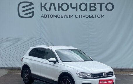 Volkswagen Tiguan II, 2017 год, 1 987 000 рублей, 3 фотография