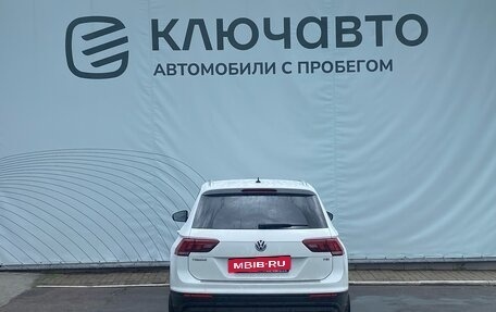 Volkswagen Tiguan II, 2017 год, 1 987 000 рублей, 4 фотография