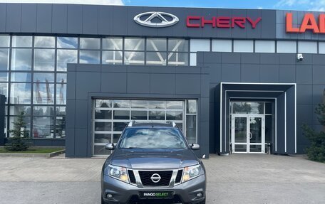 Nissan Terrano III, 2018 год, 1 350 000 рублей, 2 фотография