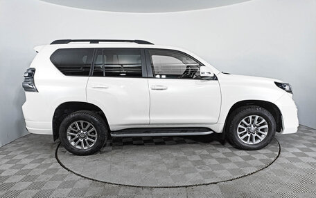 Toyota Land Cruiser Prado 150 рестайлинг 2, 2017 год, 4 849 000 рублей, 4 фотография