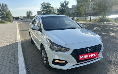 Hyundai Solaris II рестайлинг, 2019 год, 1 320 000 рублей, 3 фотография