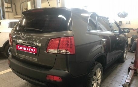 KIA Sorento II рестайлинг, 2011 год, 1 551 000 рублей, 3 фотография