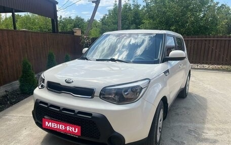 KIA Soul II рестайлинг, 2014 год, 1 250 000 рублей, 2 фотография