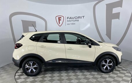 Renault Kaptur I рестайлинг, 2020 год, 1 640 000 рублей, 4 фотография