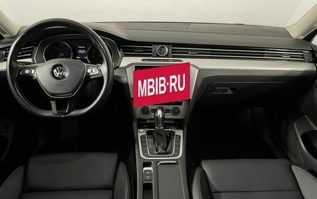 Volkswagen Passat B8 рестайлинг, 2017 год, 2 650 000 рублей, 7 фотография