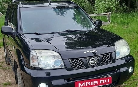 Nissan X-Trail, 2005 год, 777 000 рублей, 2 фотография