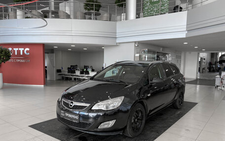 Opel Astra J, 2012 год, 885 000 рублей, 1 фотография