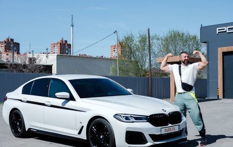 BMW 5 серия, 2021 год, 5 550 000 рублей, 3 фотография