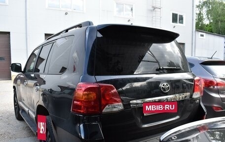 Toyota Land Cruiser 200, 2015 год, 2 800 000 рублей, 19 фотография