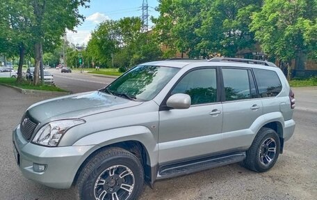 Toyota Land Cruiser Prado 120 рестайлинг, 2008 год, 3 000 000 рублей, 14 фотография