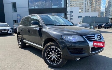 Volkswagen Touareg III, 2008 год, 1 200 000 рублей, 2 фотография