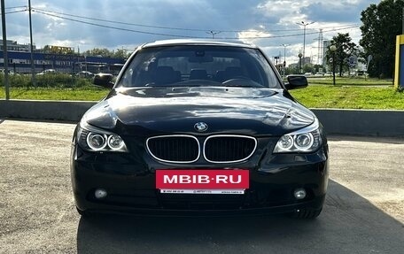 BMW 5 серия, 2004 год, 975 000 рублей, 3 фотография