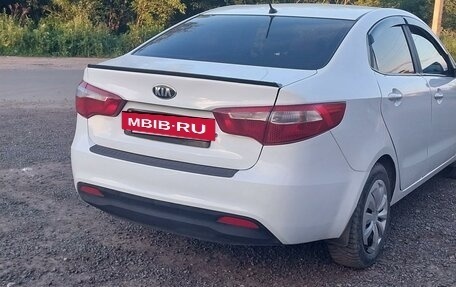 KIA Rio III рестайлинг, 2015 год, 600 000 рублей, 4 фотография