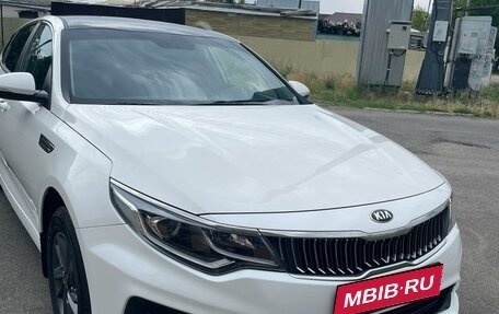 KIA Optima IV, 2018 год, 1 750 000 рублей, 1 фотография