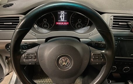 Volkswagen Jetta VI, 2013 год, 1 300 000 рублей, 11 фотография