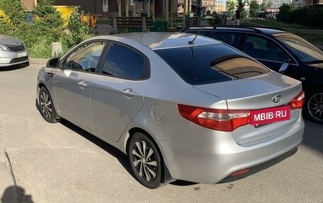 KIA Rio III рестайлинг, 2013 год, 870 000 рублей, 6 фотография