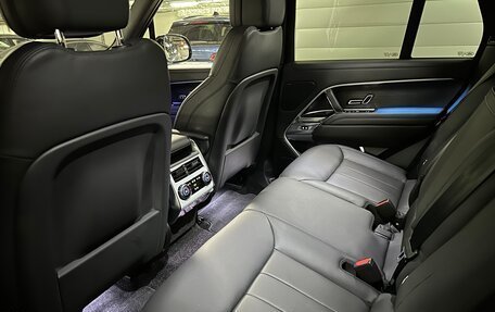 Land Rover Range Rover IV рестайлинг, 2023 год, 21 500 000 рублей, 14 фотография
