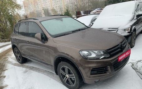 Volkswagen Touareg III, 2011 год, 2 800 000 рублей, 4 фотография