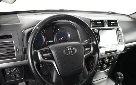 Toyota Land Cruiser Prado 150 рестайлинг 2, 2019 год, 5 495 000 рублей, 14 фотография