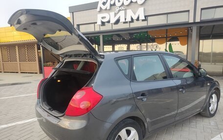 KIA cee'd I рестайлинг, 2007 год, 899 000 рублей, 14 фотография