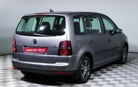 Volkswagen Touran III, 2008 год, 890 000 рублей, 5 фотография