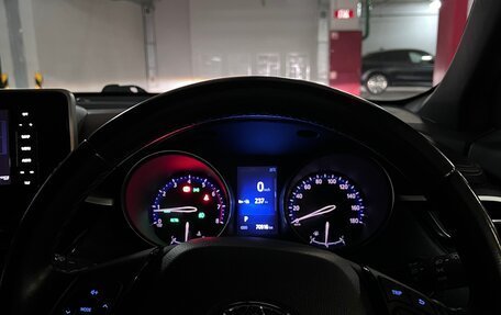 Toyota C-HR I рестайлинг, 2017 год, 2 250 000 рублей, 13 фотография