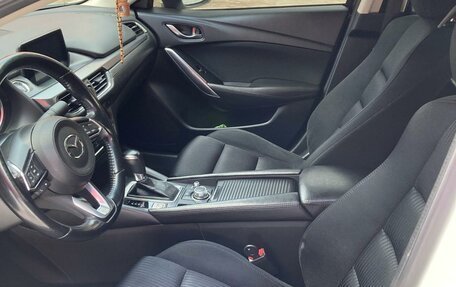 Mazda 6, 2017 год, 1 950 000 рублей, 5 фотография