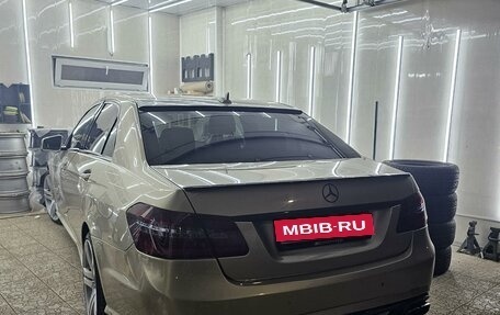 Mercedes-Benz E-Класс, 2011 год, 1 400 000 рублей, 15 фотография