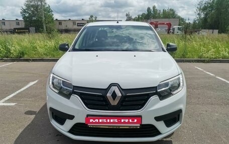 Renault Logan II, 2019 год, 1 020 000 рублей, 2 фотография