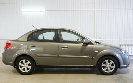 KIA Rio II, 2011 год, 620 000 рублей, 2 фотография