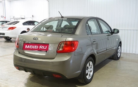 KIA Rio II, 2011 год, 620 000 рублей, 3 фотография