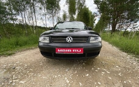 Volkswagen Passat B5+ рестайлинг, 1996 год, 260 000 рублей, 1 фотография