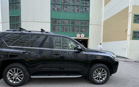 Toyota Land Cruiser Prado 150 рестайлинг 2, 2017 год, 5 700 000 рублей, 10 фотография