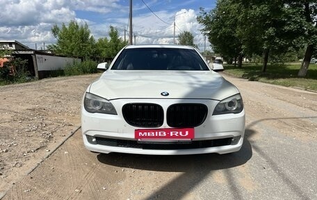 BMW 7 серия, 2011 год, 1 490 000 рублей, 2 фотография