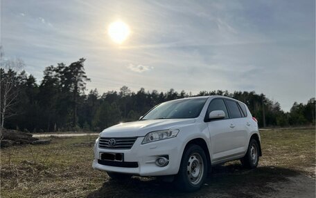 Toyota RAV4, 2010 год, 1 750 000 рублей, 2 фотография