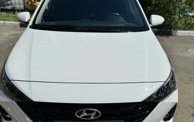 Hyundai Solaris II рестайлинг, 2021 год, 2 100 000 рублей, 1 фотография