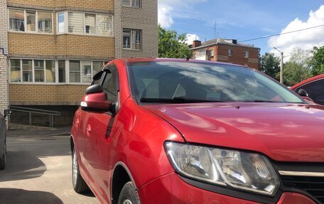 Renault Logan II, 2017 год, 1 120 000 рублей, 1 фотография