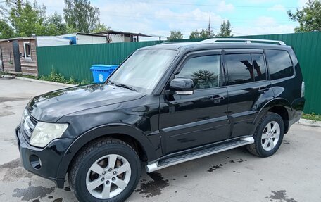 Mitsubishi Pajero IV, 2007 год, 1 190 000 рублей, 22 фотография