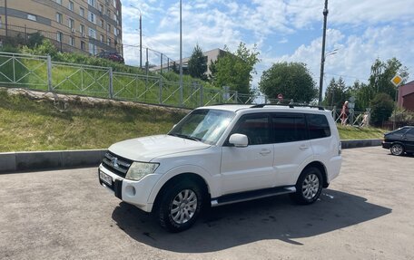 Mitsubishi Pajero IV, 2010 год, 1 850 000 рублей, 2 фотография