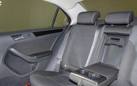 Volkswagen Jetta VI, 2013 год, 1 020 000 рублей, 21 фотография