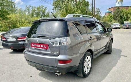 Mitsubishi Outlander III рестайлинг 3, 2010 год, 1 100 000 рублей, 3 фотография