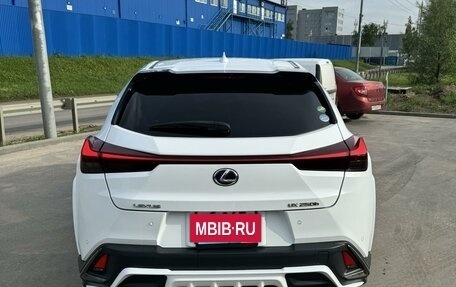 Lexus UX I, 2020 год, 2 700 000 рублей, 5 фотография
