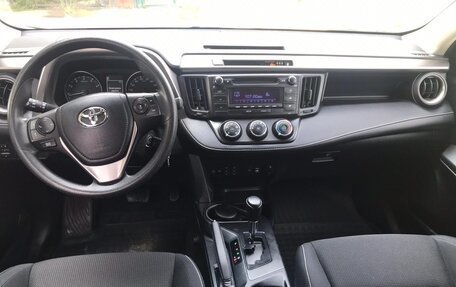 Toyota RAV4, 2017 год, 2 250 000 рублей, 9 фотография