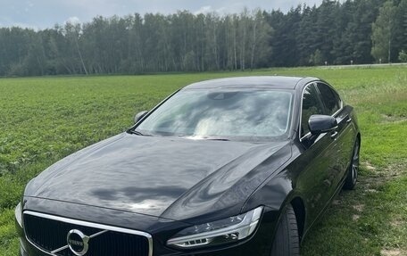 Volvo S90 II рестайлинг, 2019 год, 3 550 000 рублей, 1 фотография