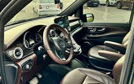 Mercedes-Benz V-Класс, 2015 год, 4 490 000 рублей, 5 фотография