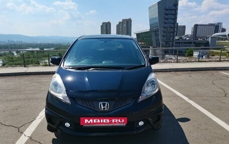 Honda Fit III, 2010 год, 935 000 рублей, 3 фотография